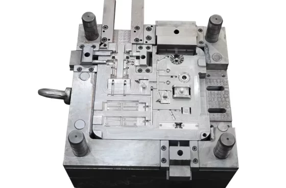 injection-molds-processing